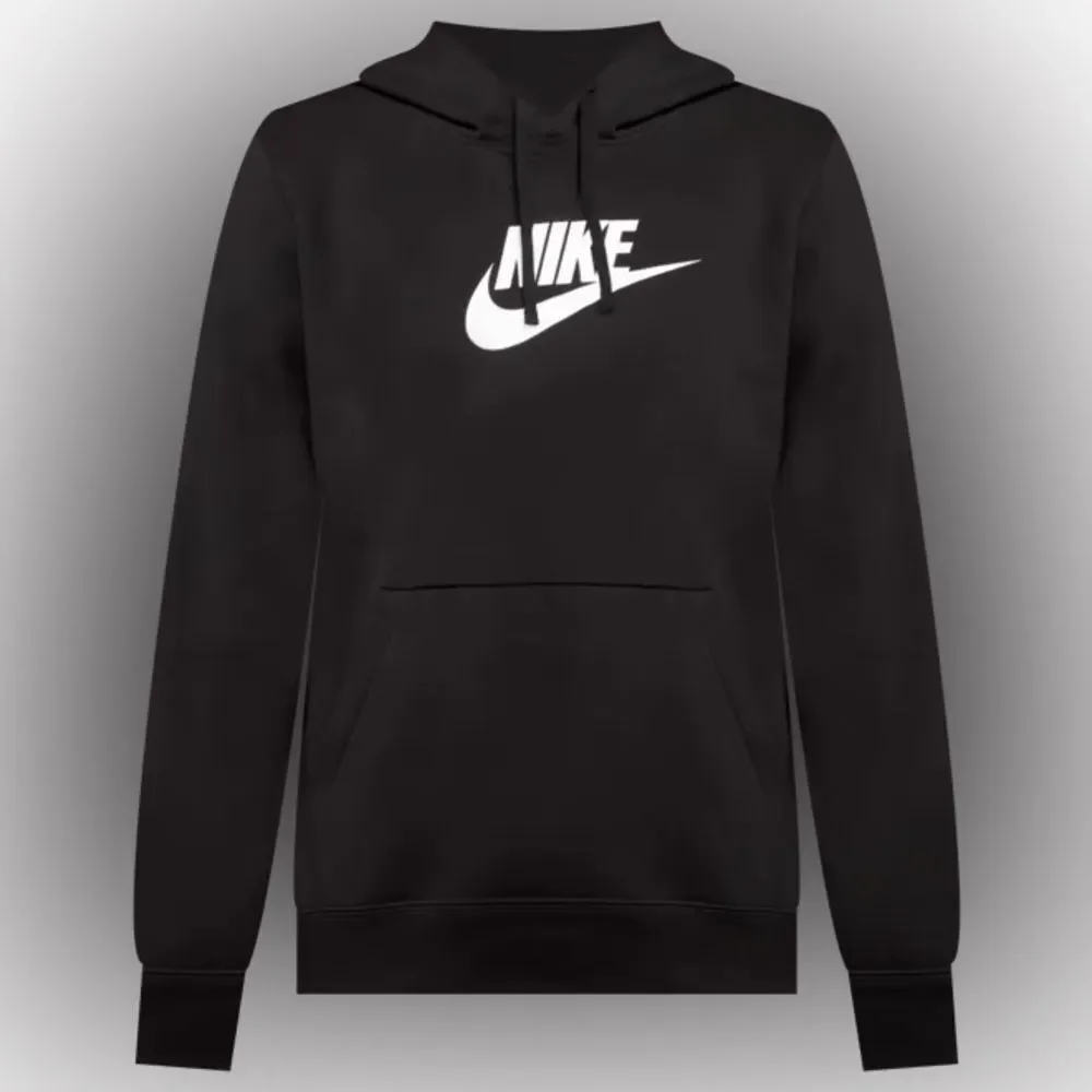1. Nike CURVY NWT women’s club fleece hoodie